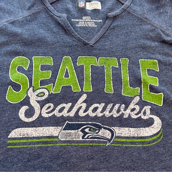 *RELISTED* Seattle Seahawks NFL Team Apparel Blue T-shirt Women’s Size Small - Picture 6 of 11